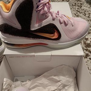 LeBrons basketball sneakers